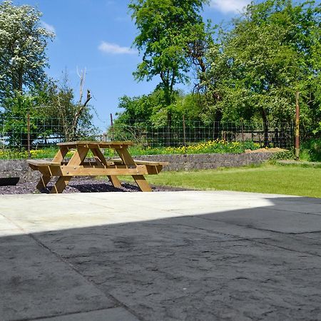 The Mill Farmhouse Llandybie Exterior photo