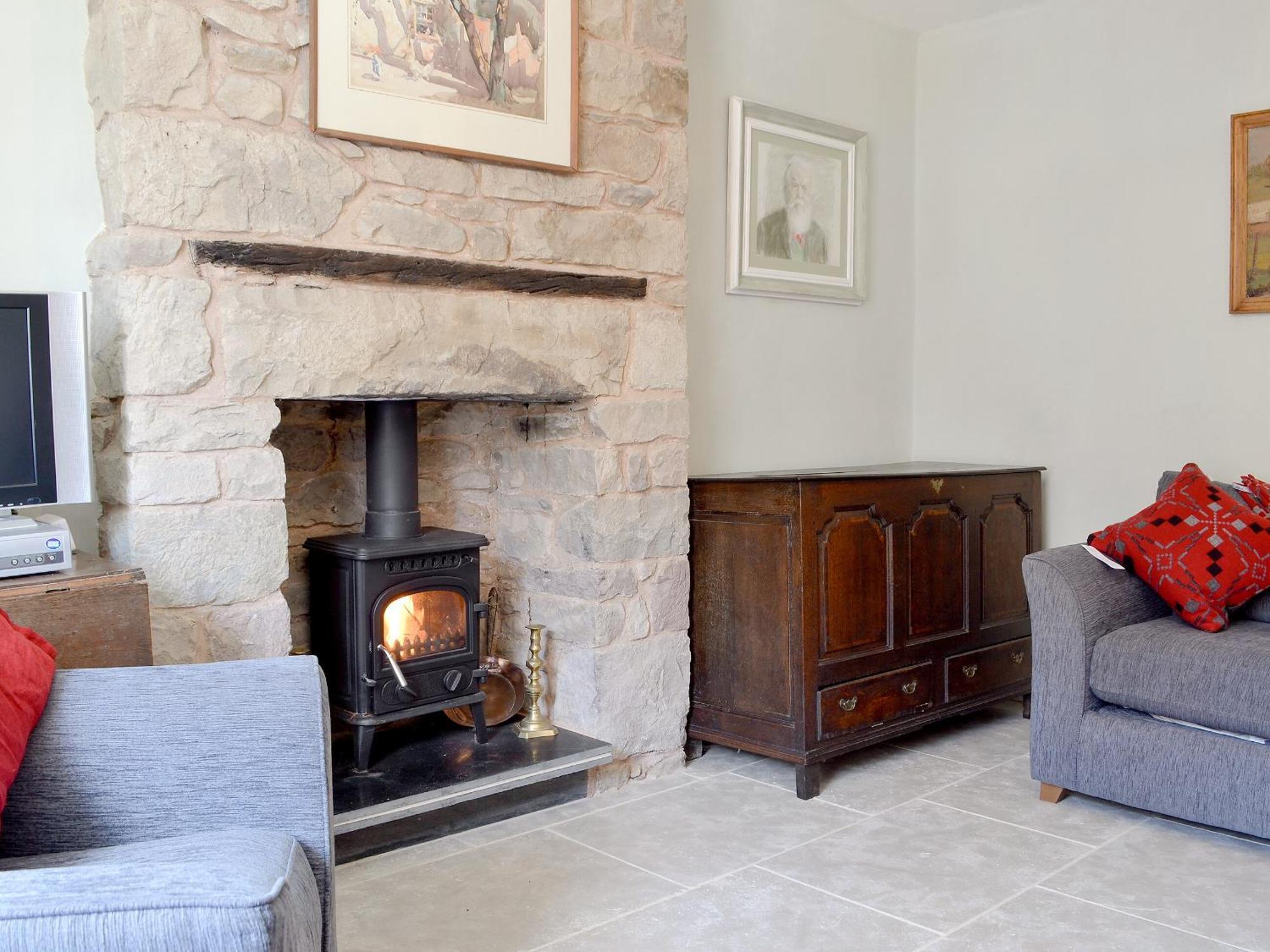 The Mill Farmhouse Llandybie Exterior photo